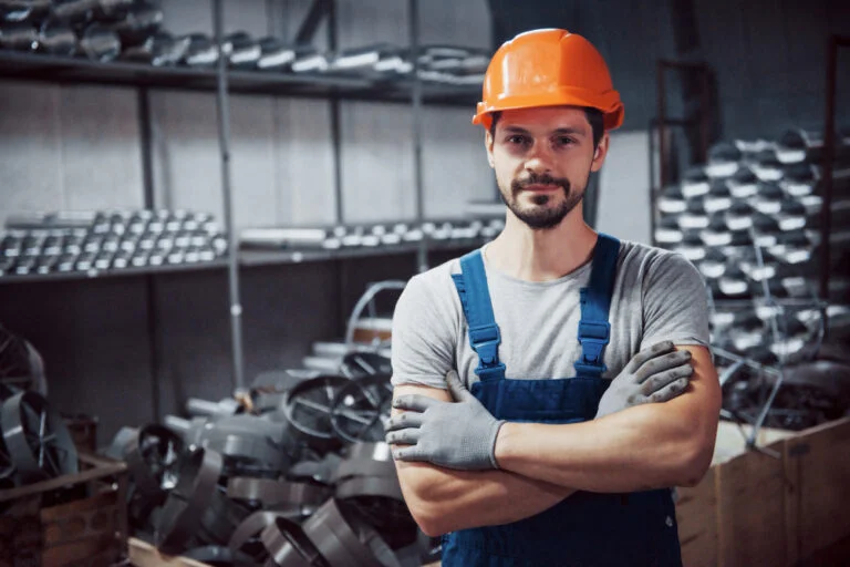 lathe machining workshop in Saudi Arabia